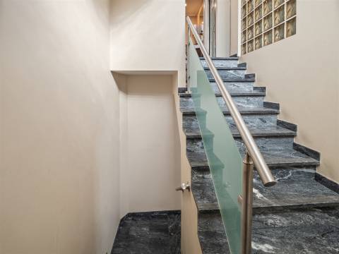 Espaço Comercial à Venda em Cascais – Versatilidade e Oportunidade Única