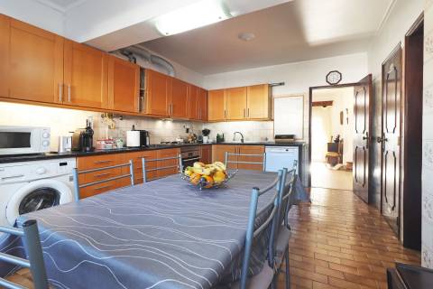 Fantástica Moradia T4+1  a 5 minutos do Mar no Alto da Parede, Cascais