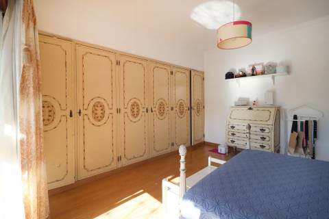 Fantástica Moradia T4+1  a 5 minutos do Mar no Alto da Parede, Cascais