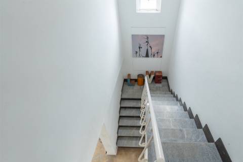 Moradia T5 com jardim para Remodelar em Sintra