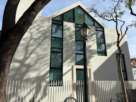 Apartamento para Arrendar no Centro de Cascais