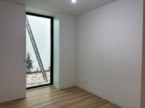 Apartamento para Arrendar no Centro de Cascais