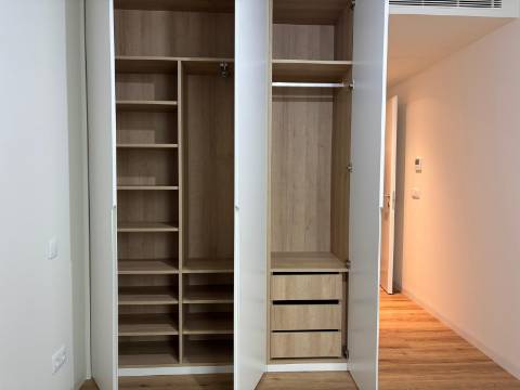 Apartamento para Arrendar no Centro de Cascais