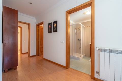 Moradia Isolada T4 Pronta a Habitar com Espaço Exterior e Churrasqueira