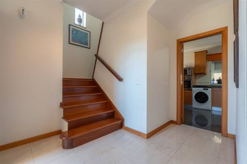 Moradia Isolada T4 Pronta a Habitar com Espaço Exterior e Churrasqueira