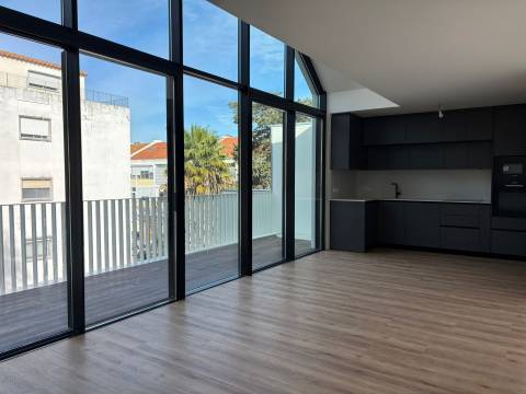 Apartamento para Arrendar no Centro de Cascais