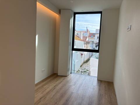 Apartamento para Arrendar no Centro de Cascais
