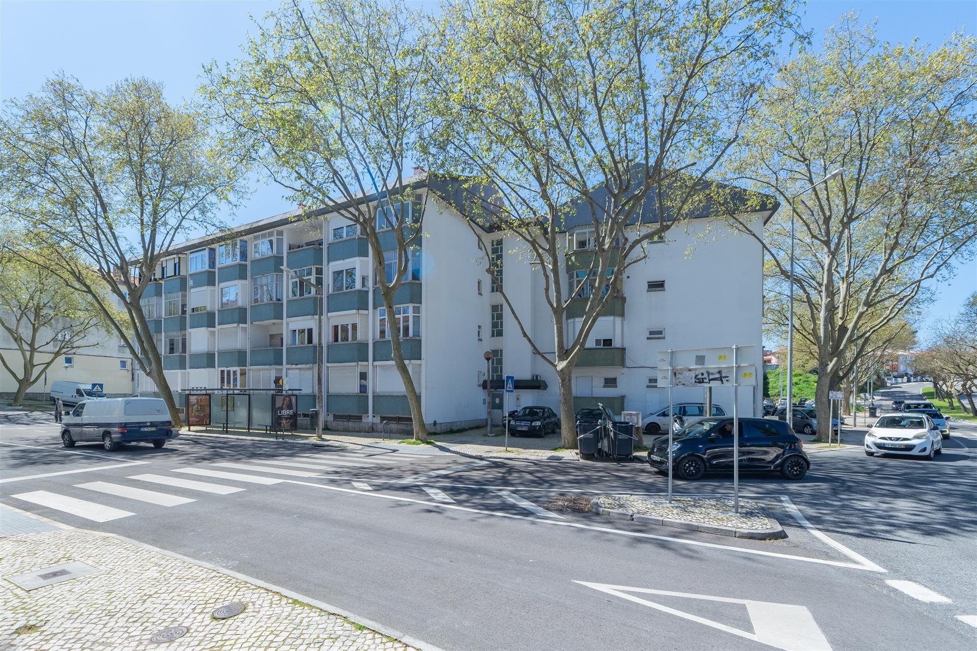 T1 Moderno e Totalmente Remodelado no Outeiro da Vela, Cascais