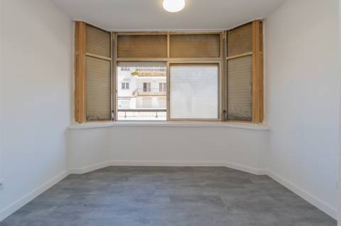 T1 Moderno e Totalmente Remodelado no Outeiro da Vela, Cascais