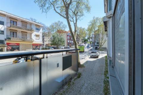 T1 Moderno e Totalmente Remodelado no Outeiro da Vela, Cascais