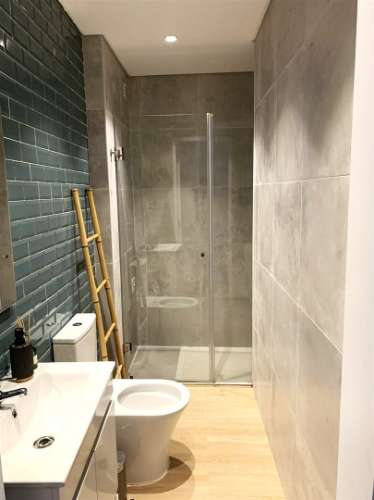 Apartamento T1 no centro da Costa da Caparica para arrendamento.