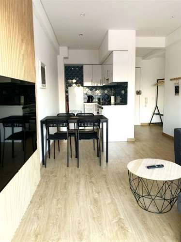 Apartamento T1 no centro da Costa da Caparica para arrendamento.