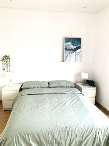 Apartamento T1 no centro da Costa da Caparica para arrendamento.