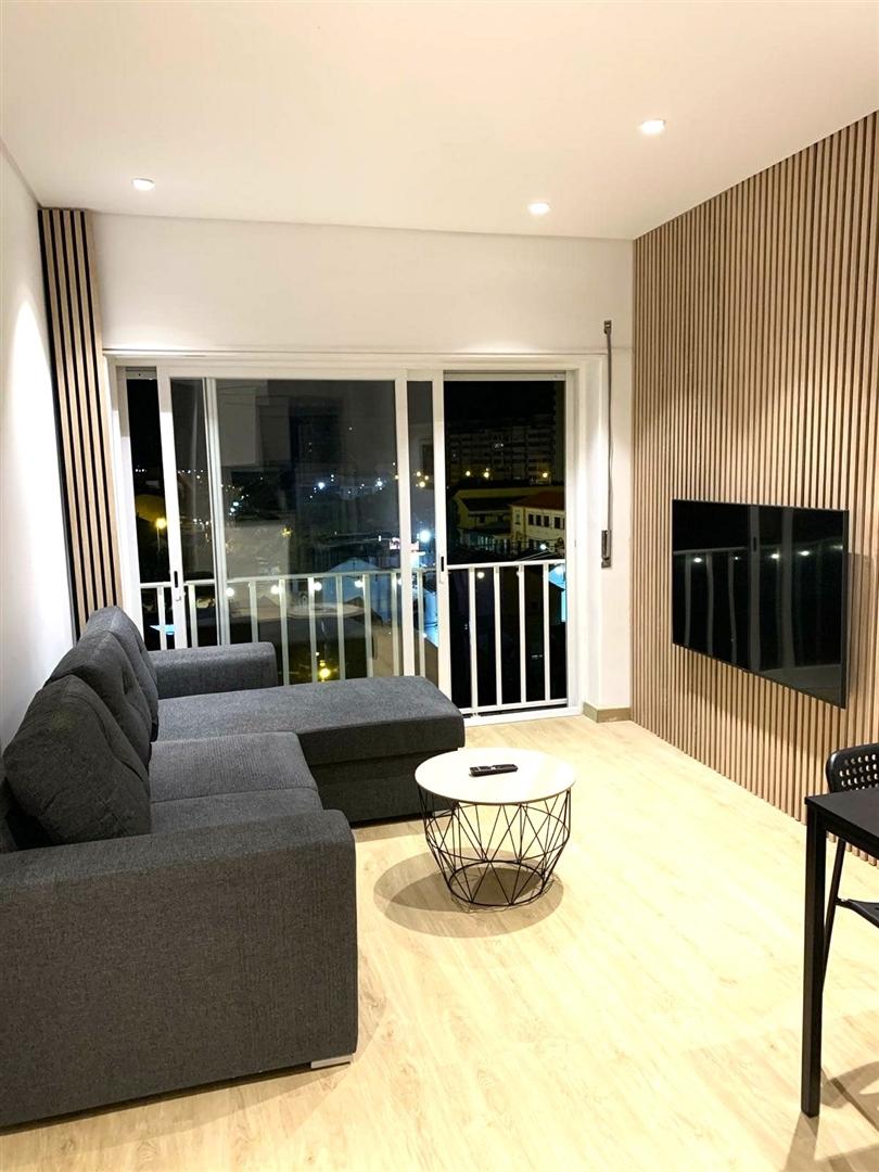 Apartamento T1 no centro da Costa da Caparica para arrendamento.