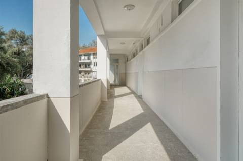 Prédio de 5 frações com propriedade horizontal, remodelado no Centro de Cascais.