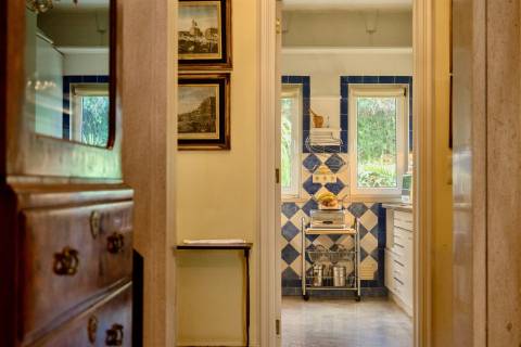 Apartamento T4 em condomínio privado histórico no Estoril, Cascais | Rei Carol II