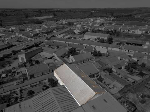 Armazém agrícola ou industrial em São Manços