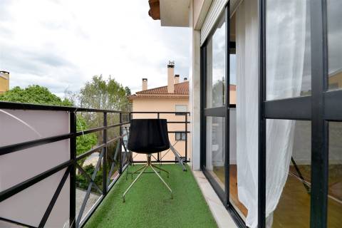 Apartamento T1 +1 para arrendar na Quinta Do Barão