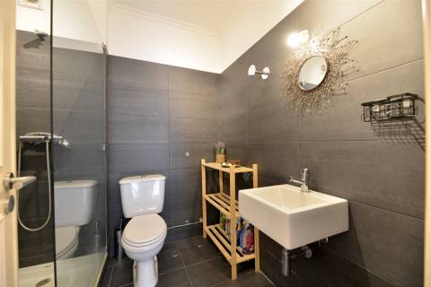 Apartamento T1 +1 para arrendar na Quinta Do Barão