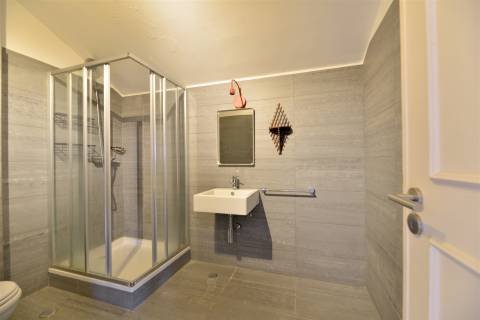 Apartamento T1 +1 para arrendar na Quinta Do Barão