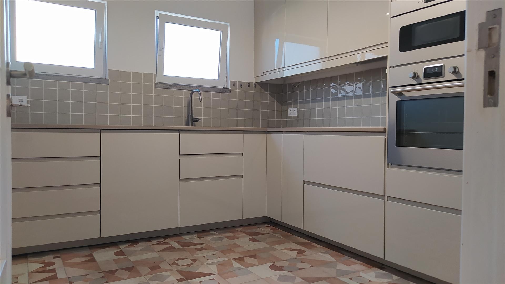 Apartamento T2  para Arrendar no Monte Estoril