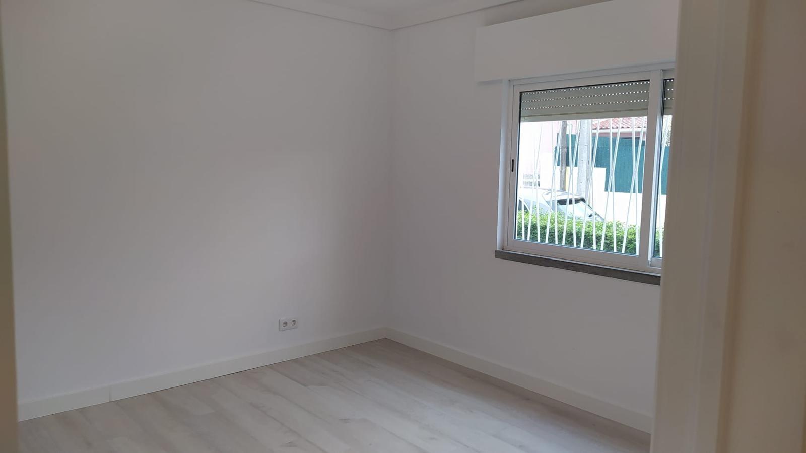 Apartamento T2  para Arrendar no Monte Estoril