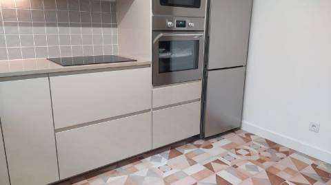 Apartamento T2  para Arrendar no Monte Estoril