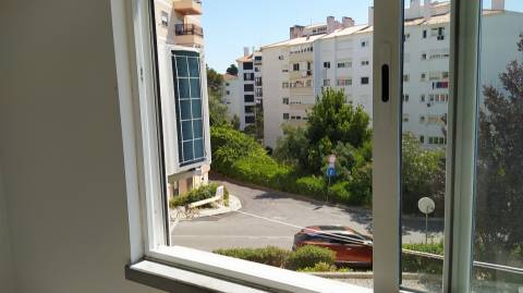 Apartamento T2  para Arrendar no Monte Estoril
