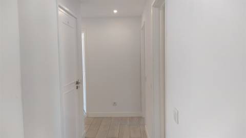 Apartamento T2  para Arrendar no Monte Estoril