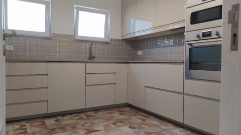 Apartamento T2  para Arrendar no Monte Estoril
