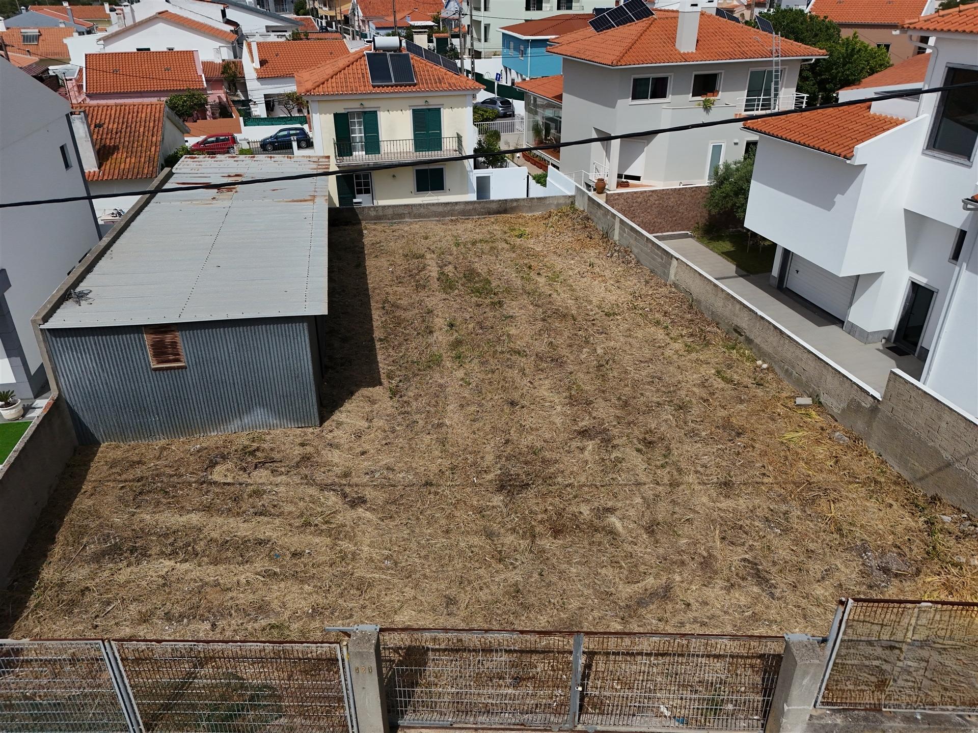 Terreno Urbano para Construção em Alvide – Alcabideche, Cascais