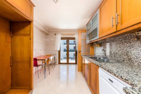 Apartamento T2 na Lourinhã
