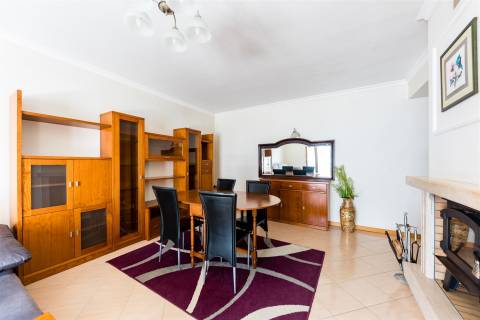 Apartamento T2 na Lourinhã