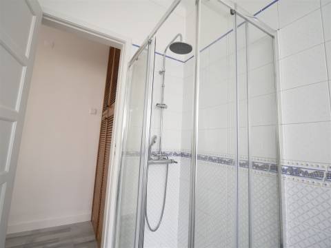 Apartamento T1 em Lisboa para arrendamento, habitação ou serviços