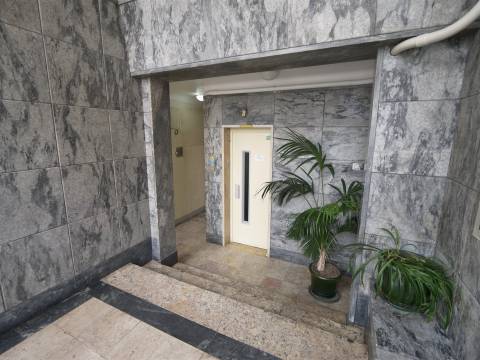 Apartamento T1 em Lisboa para arrendamento, habitação ou serviços