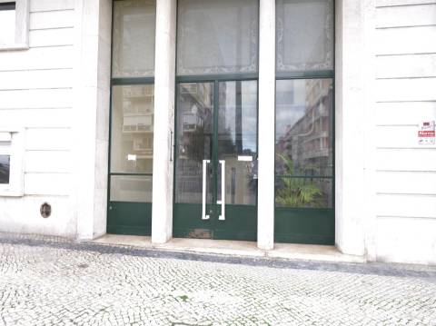 Apartamento T1 em Lisboa para arrendamento, habitação ou serviços