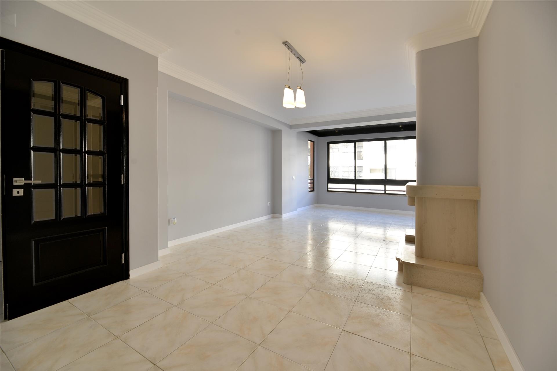 Apartamento T3 Alameda da Guia, Cascais