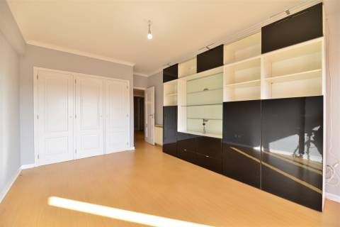 Apartamento T3 Alameda da Guia, Cascais