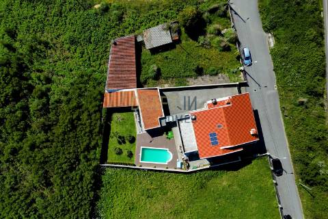 Moradia Isolada T3 Venda em Nogueira da Regedoura,Santa Maria da Feira