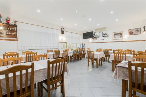 Moradia Isolada T3 Venda em Nogueira da Regedoura,Santa Maria da Feira