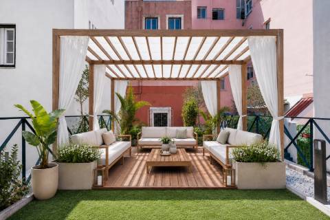 Apartamento T2 renovado, às portas de Alfama, Lisboa.
