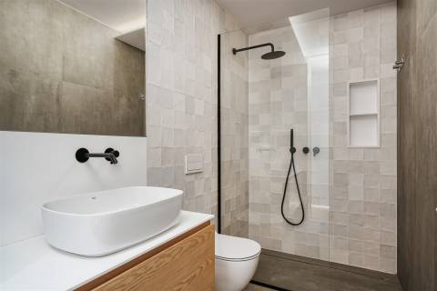 Apartamento T2 renovado, às portas de Alfama, Lisboa.