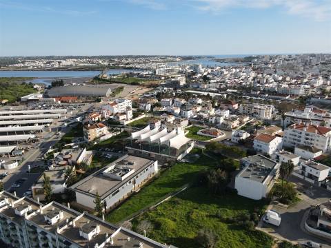 TERRENO PARA CONSTRUÇÃO DE 3 MORADIAS