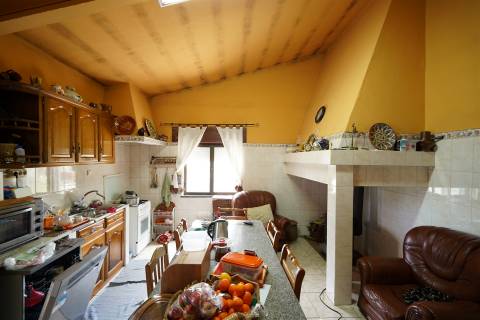 Quinta, com moradia T4, próximo de Grândola