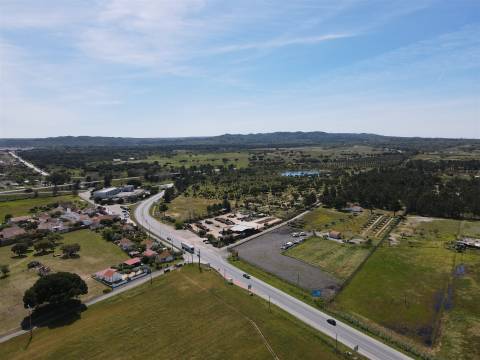 Terreno para construção de comércio/serviços