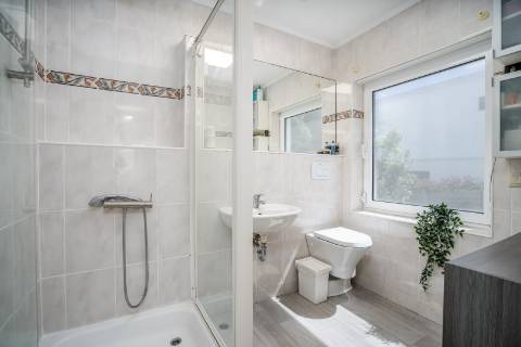 Moradia T3+1 com piscina e garagem