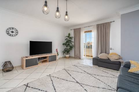 Apartamento T4 em Portimão