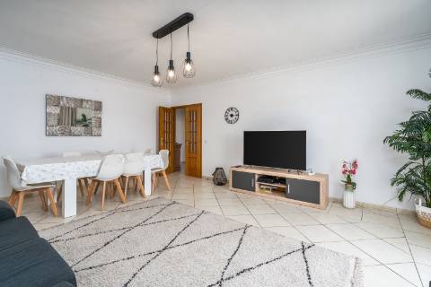 Apartamento T4 em Portimão
