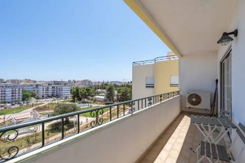 Apartamento T4 em Portimão