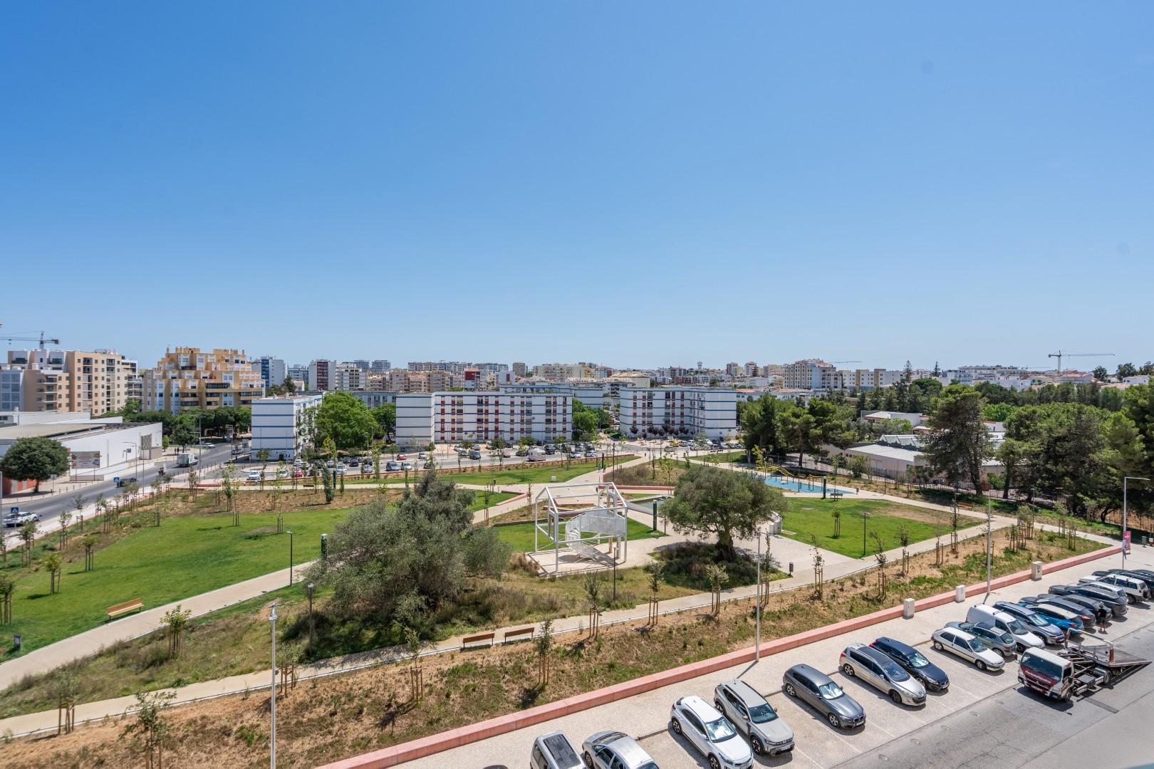 Apartamento T4 em Portimão